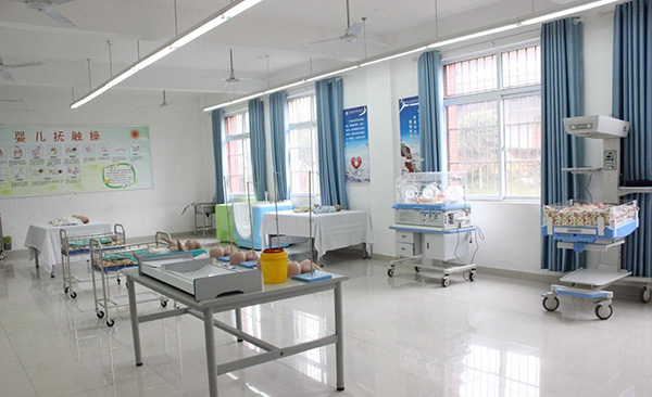 贵州应用技术职业学院：护理专业介绍_招生信息